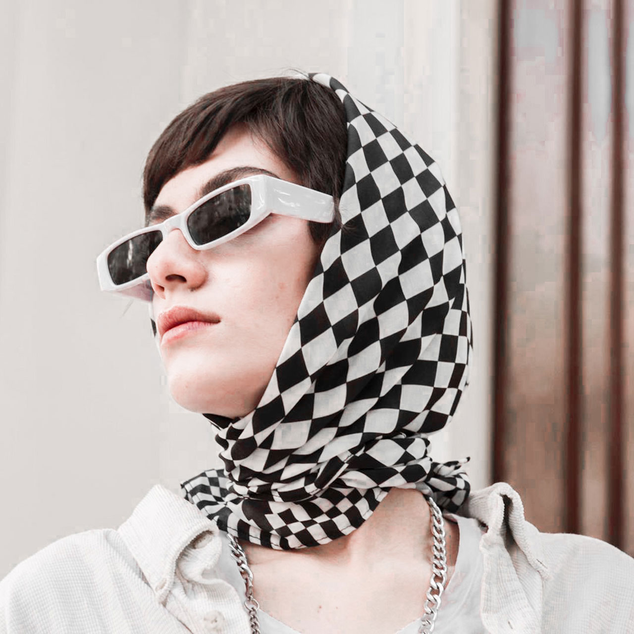 مینی اسکارف چهارخونه شطرنجی